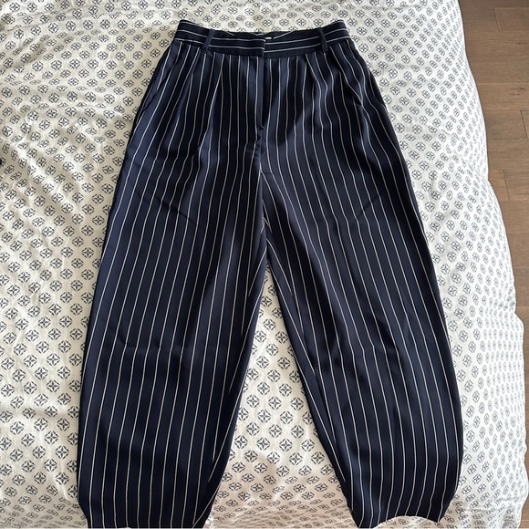 💙Aritzia Modesto Pant size 0💙 - Picture 1 of 5
